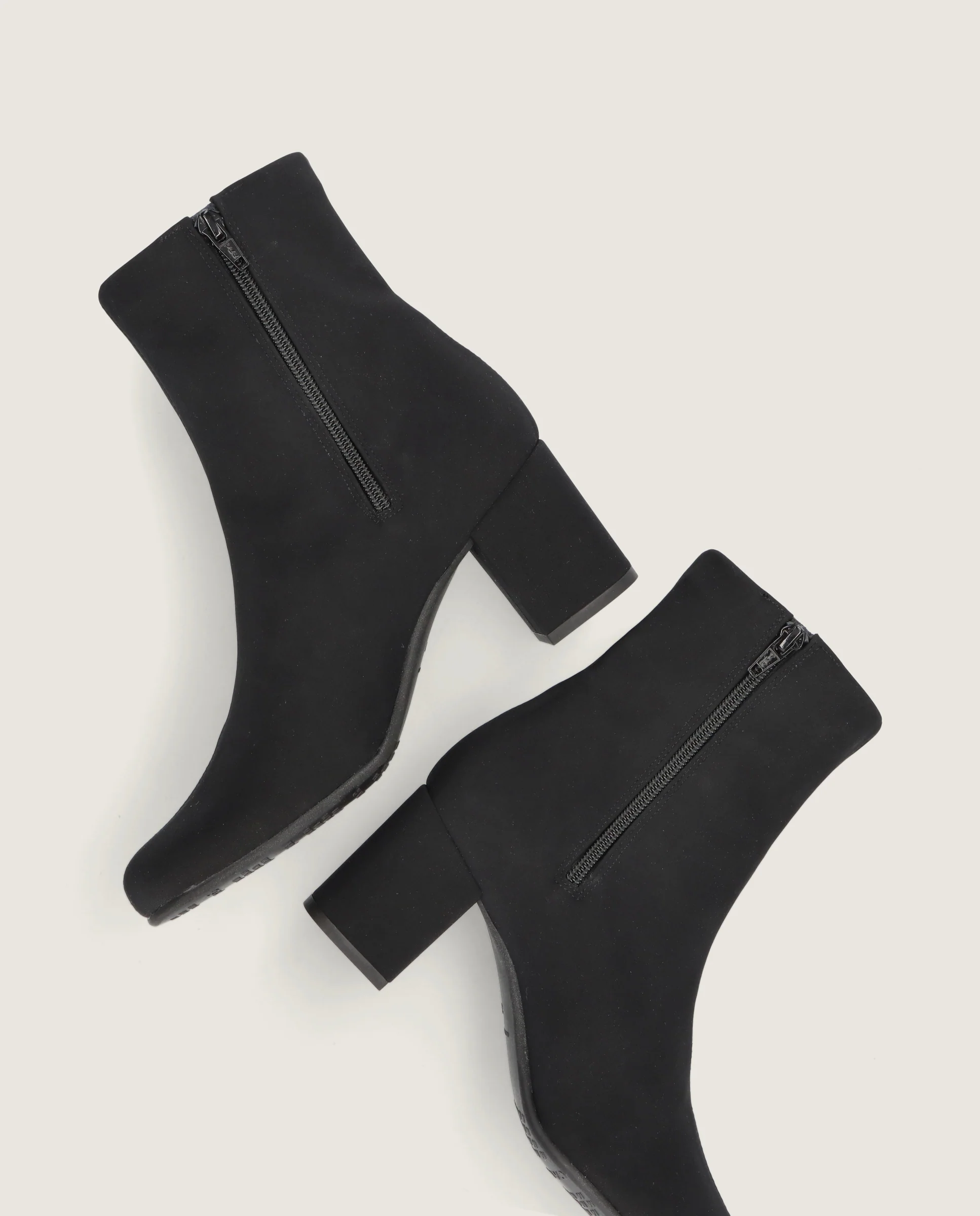 Botines Bologna Negros Tejidos - Image 4